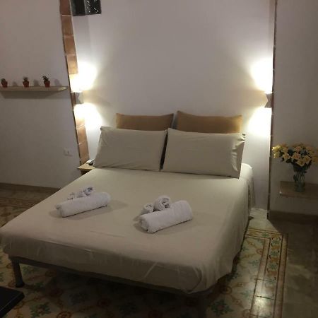 Al Civico 9 Lägenhet Trapani Exteriör bild